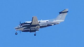 Beechcraft 200 King Air landing at Meadows Field [upl. by Dolan]