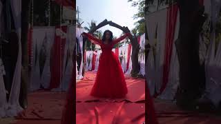 Shivangi joshi dance video sunsaathiya song dance shorts [upl. by Enitsej]