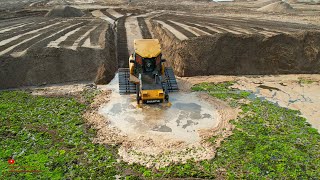 Unexpected​ Dozer Driver Overdose Falling Into The Water Us Technical Skill Recovery By Dozer Heavy [upl. by Htebazileyram261]