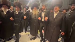 Nikolsburg Rebbe Dances At The Weiss Wedding  5783 [upl. by Orthman286]