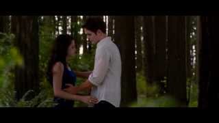 Twilight Breaking Dawn Part 2  A World Bright and Buzzing Soundtrack [upl. by Gnof]