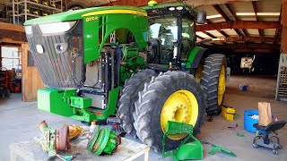 John Deere 8370R  Repairs for VGT turbo Fan Drive and IVT output shaft seal [upl. by Kingsly]