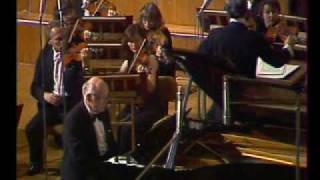 Sviatoslav Richter plays Haydn  Piano Concerto in D major HobXVIII11 23 [upl. by Popper]