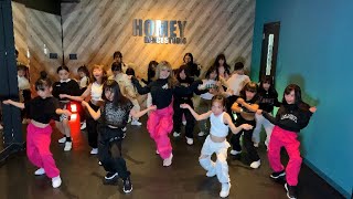 Britney SpearsquotWomanizerquot choreography by SERA ​​⁠homeydancestudio [upl. by Adnopoz]