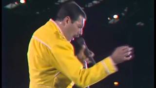 Freddie Mercury  Vocal Improvisation DayO Live At Wembley First Night Show [upl. by Nairbo]