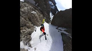 SCI ALPINISMO estremo torri del Vajolet canale torre Winkler [upl. by Nonnahs169]