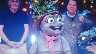 Der FlohMirja Boes macht Witze vor der DemaskierungMasked Singer Germany 2024 [upl. by Mizuki62]