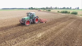 Feldarbeiten  Zwischenfrucht  mit Fendt 926 300PS  Massey Ferguson 274  7495 [upl. by Okoy463]