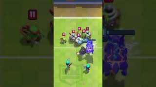 🍓 quotRed Power Strawberries or Strengthquot 🍓 clashroyale viral cards fyp evolution touchdown [upl. by Ainar]