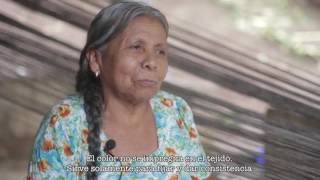 Vestimenta de la Mujer Maya Tzutujil de San Pedro Cutzán [upl. by Zetnahs361]