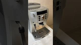 Кофемашина Delonghi Magnifica S бу [upl. by Vivia]