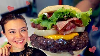 The Worlds Best Burger Gunnys All American 300g Patty quotThe Rockquot Burger [upl. by Eleazar]