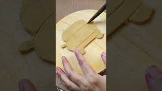 Bander Mama ne li nayi motor car shapes chapati car [upl. by Aekahs]