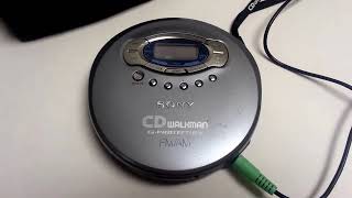 Sony DFJ61 Walkman Portable CD Player AMFM Radio Silver wCarrying Case Tested Ebay Showcase Sold [upl. by Drape]