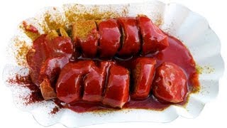 Die schärfste Currywurst Kassels HärteTest auf dem Weihnachtsmarkt  ScovilleStufen [upl. by Ydnab]