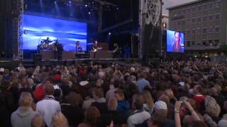 Åge Aleksandersen  Mitt land mitt land  Live Trondheim torg 2009 [upl. by Zildjian]