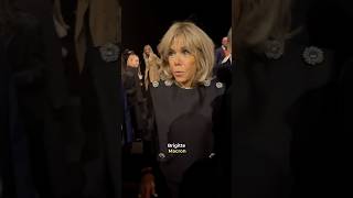 Pourquoi Brigitte Macron porte 2 alliances  jewellery jewelry joaillerie bijoux emmanuelmacron [upl. by Tillion100]