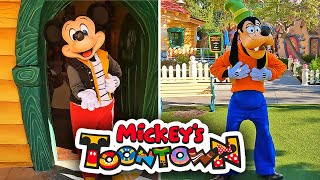 Morning at Mickeys Toontown  Rides Characters amp Walkthrough at Disneyland Park 4K POV [upl. by Aihseyk]