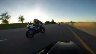 Kawasaki ZX10r 2011 vs Suzuki GSXR 1000 2012 [upl. by Irahcaz287]