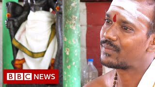 Struggle for Indias lowercaste Hindu priests  BBC News [upl. by Yorick]