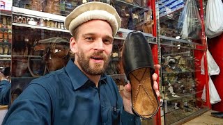 How to Buy Shoes in Pakistan Multani Khussa vs Peshawari Chappal 👞 [upl. by Woll]