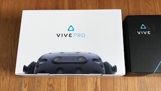 HTC Vive vs Vive Pro blogger comparison [upl. by Atul]