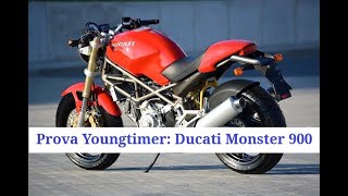 Prova Youngtimer  Ducati Monster 900 [upl. by Eatnohs26]