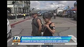 Estudiantes se concentraron en la Plaza de la Constitución [upl. by Yanffit]