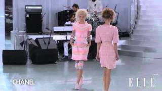 Chanel París alta costura primavera 2014  Elle España [upl. by Daughtry]