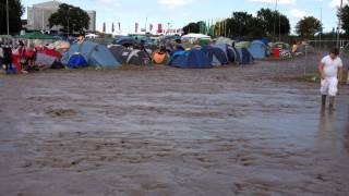 Luxury Campsite entrance on sunday  Creamfields 2012  Daresbury UK [upl. by Erdda]