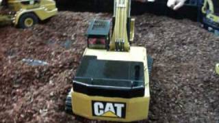 Wedico CAT 345D working at Karlsruhe Model Show [upl. by Ailis561]