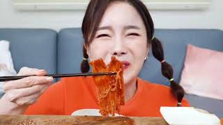 Fire Noodle Wraps Enoki mushroom Pizza mukbang [upl. by Gebler]