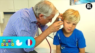 MALADE  Chansons pour Enfants  Les Comptines  Chez le Docteur  Minidisco [upl. by Isiad996]