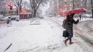 METEO FORTE NEVICATA IN ARRIVO FIOCCHI ANCHE SOTTO I 200 M AL NORD ITALIA [upl. by Nner]