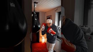 Kontern  Verteidigen und mit einem Haken antworten boxen boxtechnik kampfsport [upl. by Gollin]