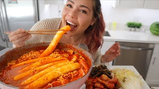 SUPER LONG SPICY RICE CAKES 먹방 MUKBANG 김치찌개 W STEPHANIE SOO MISSMANGOBUTT 떡볶이 [upl. by Alcock]