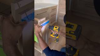 Installing kitchen cabinets pulls 👉 Gpr3Carpentry🔨 viral carpentry tools tips viralvideo [upl. by Allan]