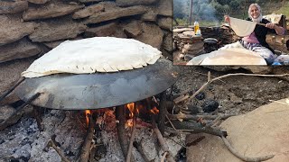 Doğada Miss Gibi Ispanaklı Gözleme Tarifi  Harika Oldu  Odun Ateşinde Yemek  Vlog  Öğlen Yemeği [upl. by Belloir518]