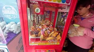 paokai tickety boo claw machine butlins minehead holiday park [upl. by Gearard638]