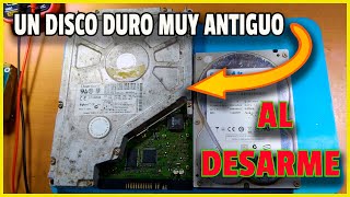 Desarmando un Disco Duro Mecánico de Hace 30 Años ¡Un Viaje al Pasado de la Tecnología [upl. by Acimaj]