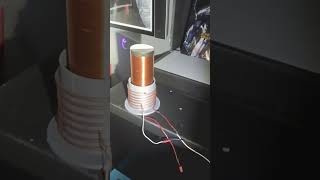 Tesla coil wire down the center power [upl. by Kirred]