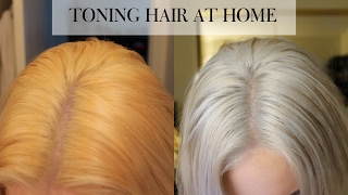 TONING BLEACHED HAIR AT HOME  Wella T18 [upl. by Tracee241]