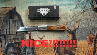 BEAR amp SON 4 INCH HERITAGE WALNUT LARGE BARLOW CARBON STEEL SHEEPSFOOT BLADE MADE IN THE USA C2180 [upl. by Alrats]