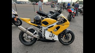 R6 vrs GSXR1000 Snetterton Race Circuit [upl. by Anilehcim]