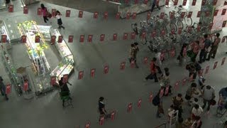 Corée du Nord visite dun des grands magasins de Pyongyang [upl. by Airrehs]