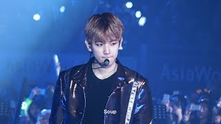 170212 The EXO’rDIUM in HK LIGHTSABER 백현 BAEKHYUN [upl. by Notgnirra200]