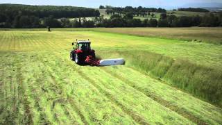 KUHN GMD série 100  Mowers In action [upl. by Mcleroy]