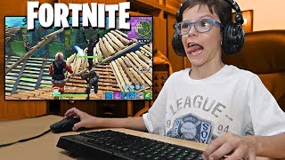 THIAGO JUEGA FORTNITE BATTLE ROYALE [upl. by Emerej]