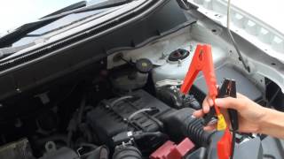 LUNDA Car battery jump starter [upl. by Nylloh]