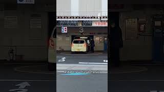 Un usuario de TikTok mostró cómo funcionan los estacionamientos en Japón ¡TREMENDO  Shorts [upl. by Ail950]